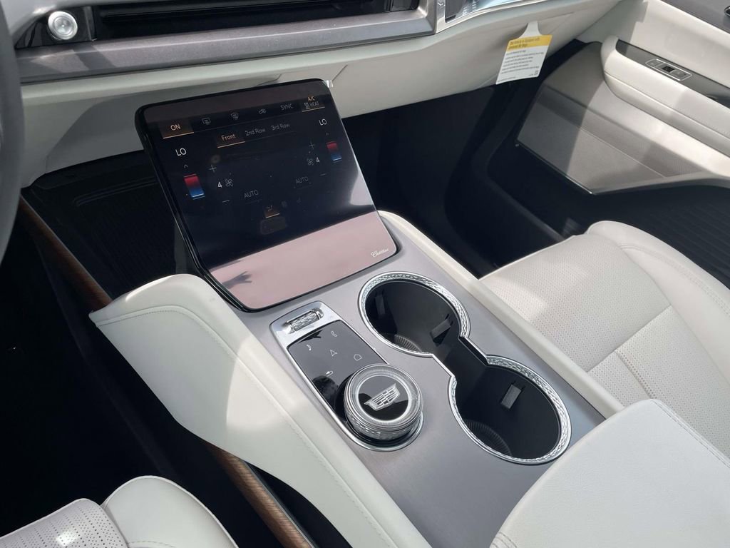 New 2026 Cadillac Vistiq Sport image 27