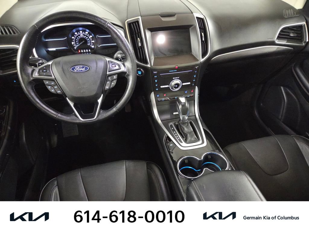 Used 2018 Ford Edge Titanium w/ Equipment Group 301A FWD image 17