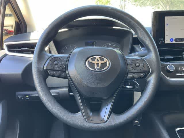 Used 2025 Toyota Corolla LE FWD image 19