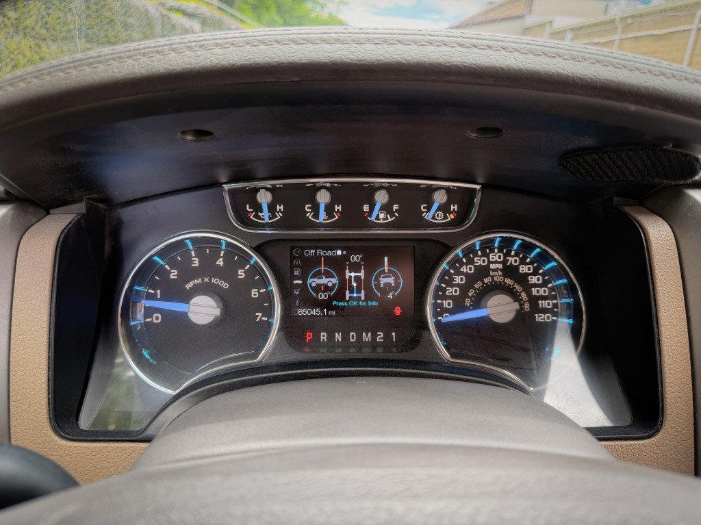 Used 2013 Ford F150 Lariat w/ Mid Equipment Group AWD/4WD image 13