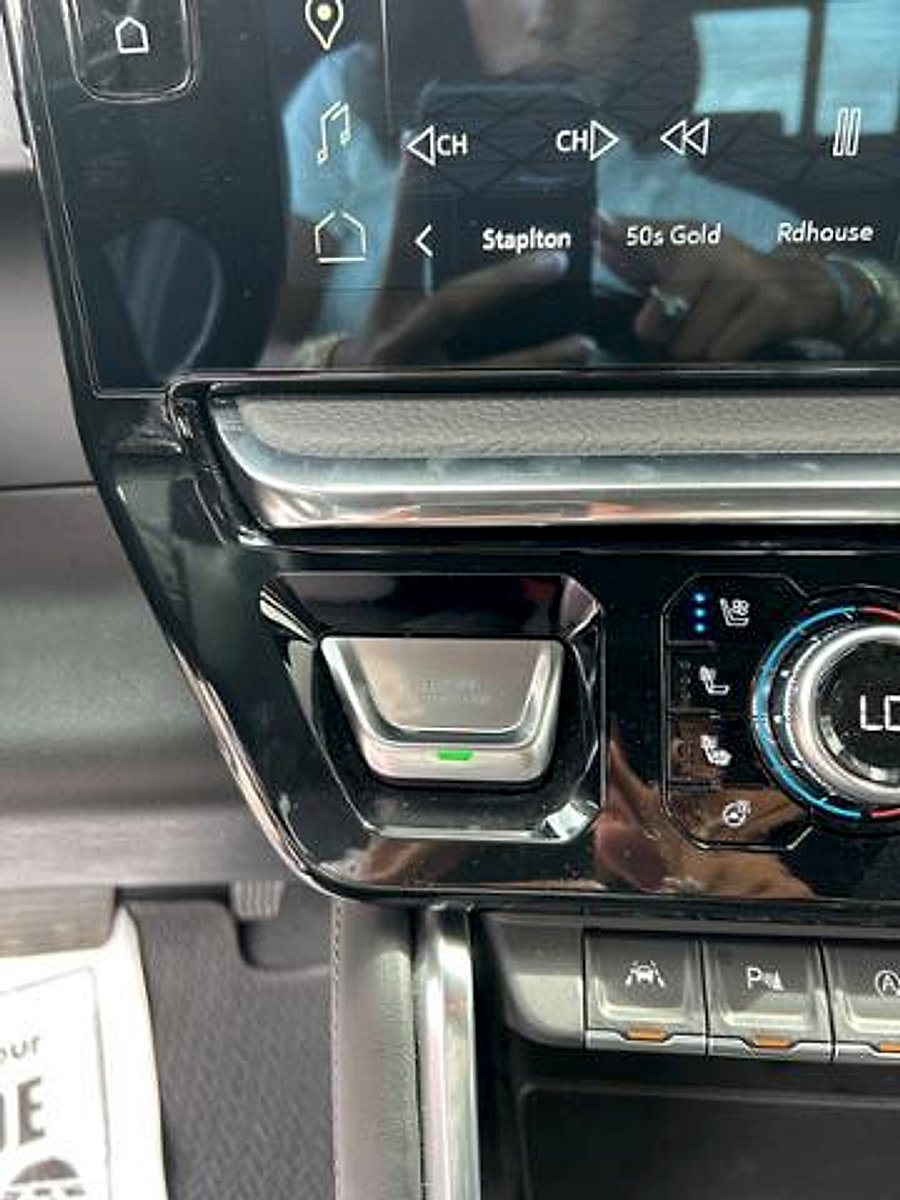 Used 2024 GMC Sierra 1500 Denali w/ Technology Package image 23