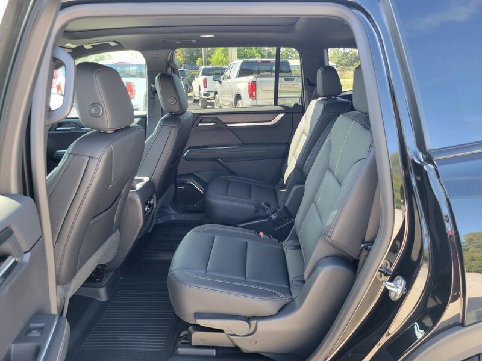 New 2026 GMC Acadia Elevation w/ Black Edition image 27