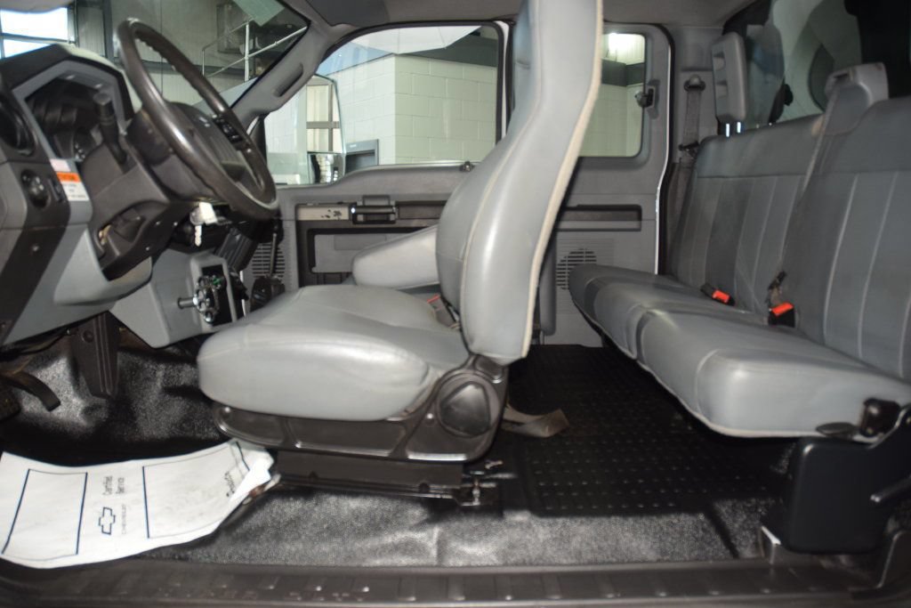 Used 2019 Ford F750 2WD SuperCab Super Duty image 32