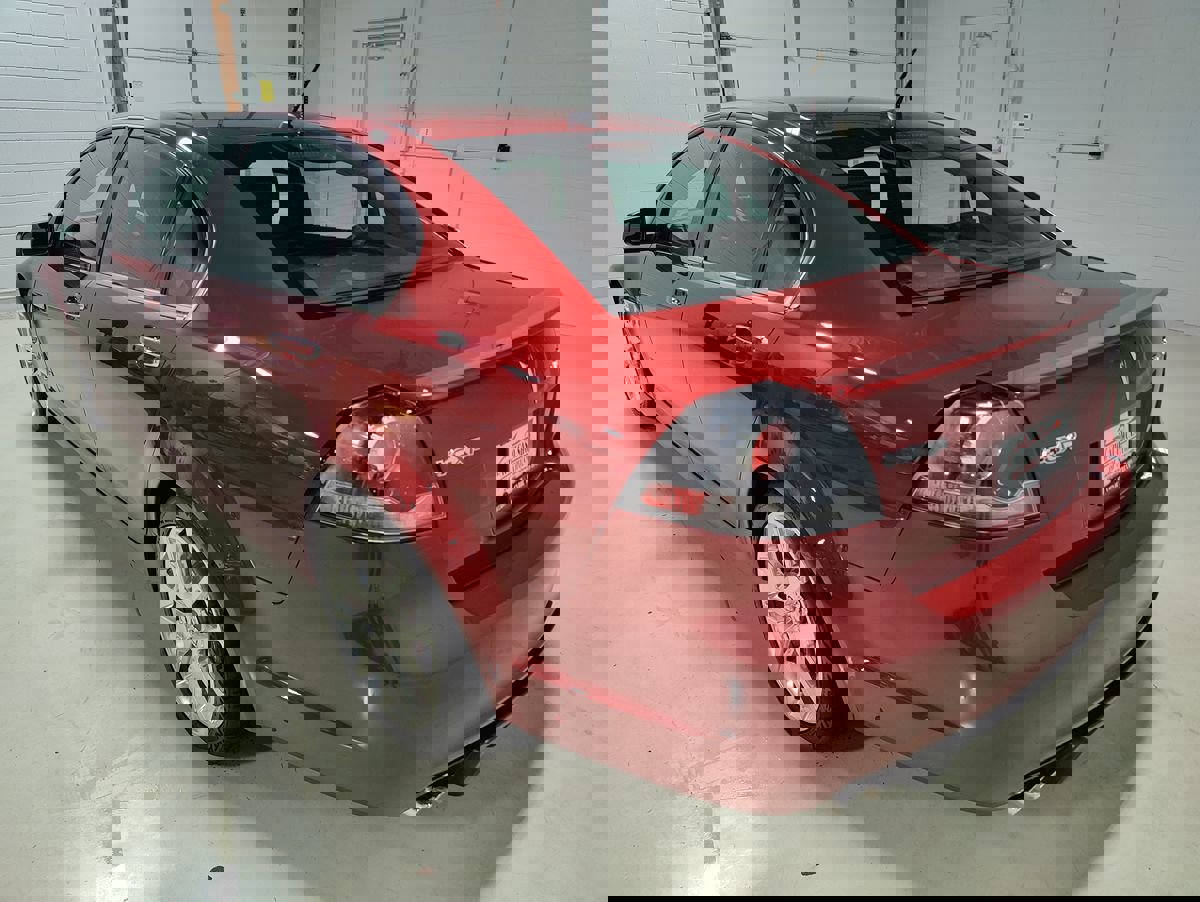 Used 2009 Pontiac G8 GXP image 18