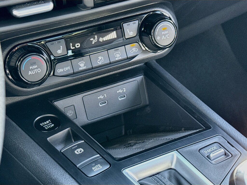 New 2027 Nissan Kicks SV AWD/4WD image 12