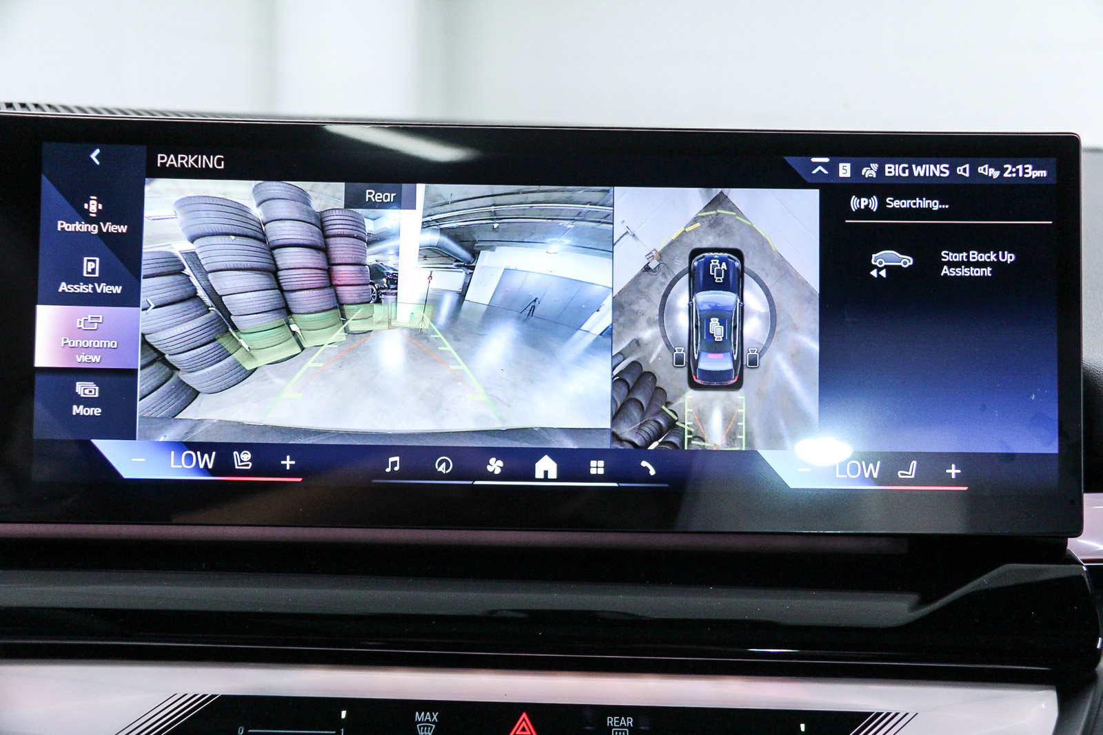 New 2026 BMW i5 eDrive40 w/ Convenience Package image 23