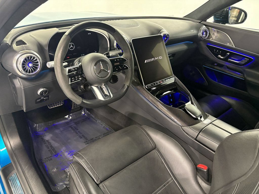 Used 2024 Mercedes-Benz SL 63 AMG 4MATIC image 11
