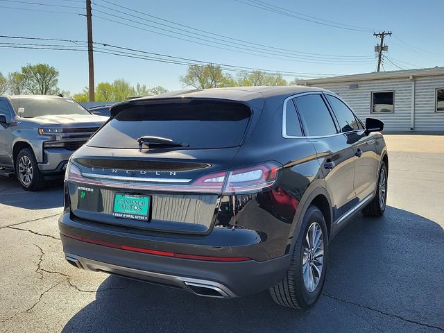 Used 2023 Lincoln Nautilus Reserve image 3