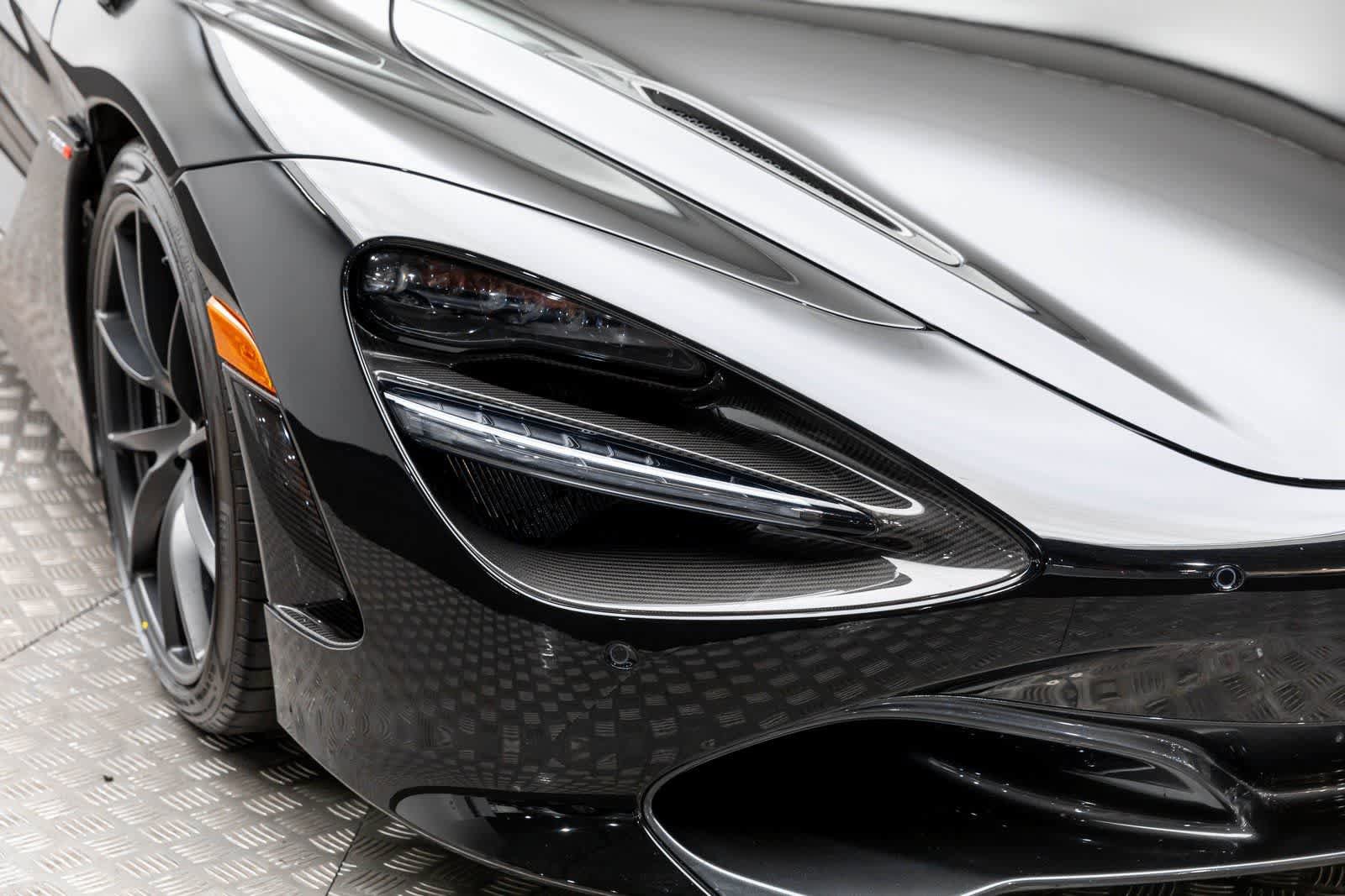 Used 2023 McLaren 720S Spider RWD image 50