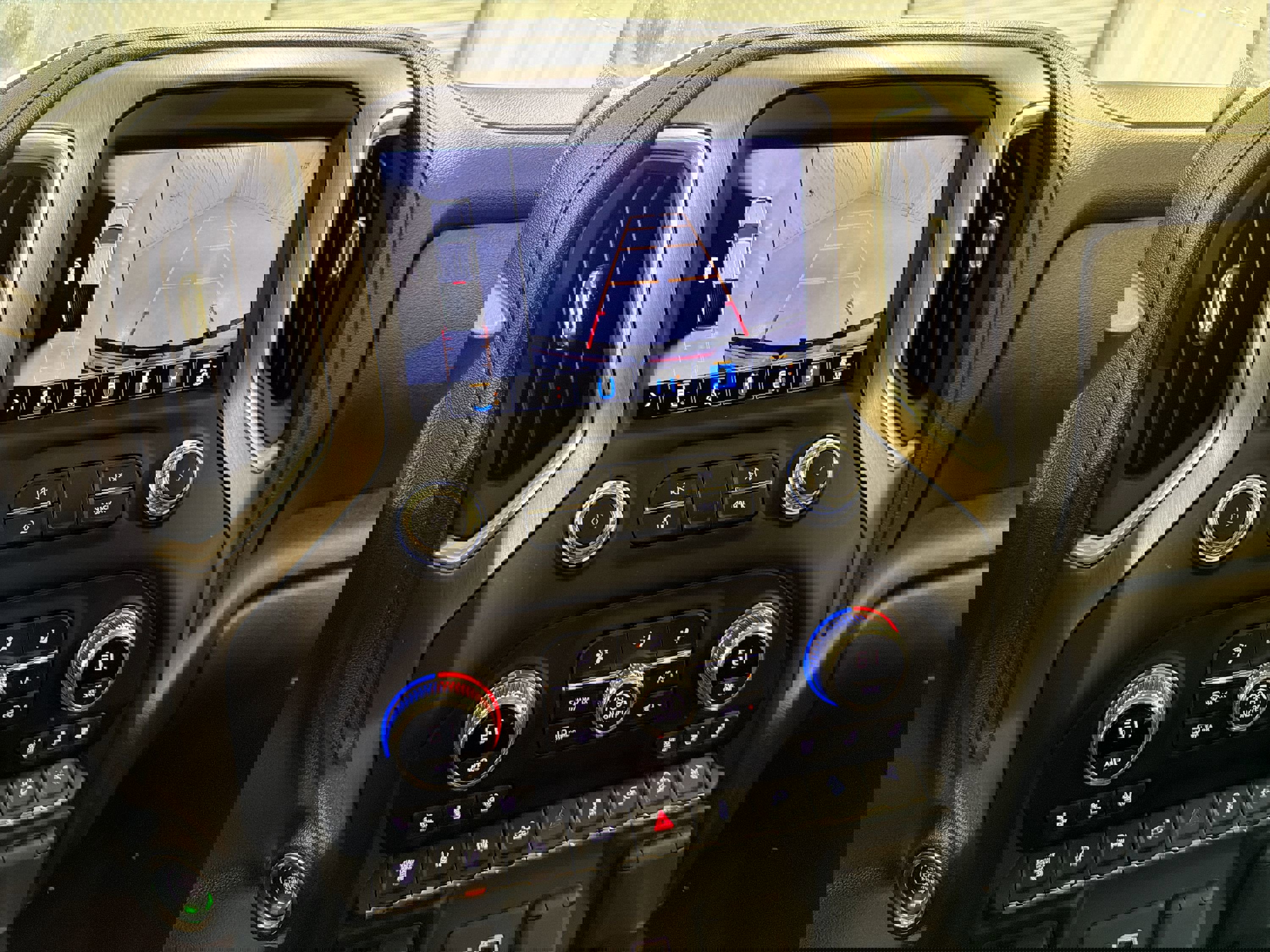 Used 2022 GMC Sierra 2500 Denali w/ Denali Black Diamond Edition image 18