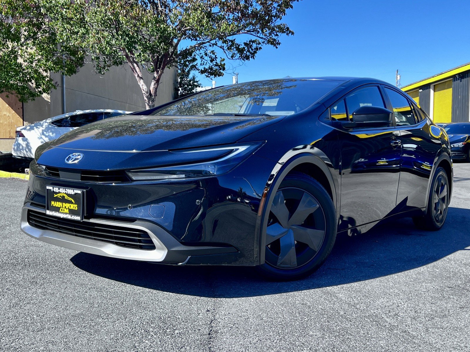 Used 2023 Toyota Prius Prime FWD image 2