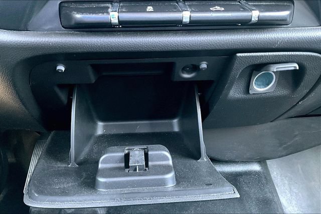 Used 2017 Chevrolet Silverado 1500 W/T AWD/4WD image 16