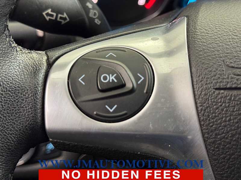 Used 2015 Ford Escape Titanium w/ Equipment Group 301A AWD/4WD image 35