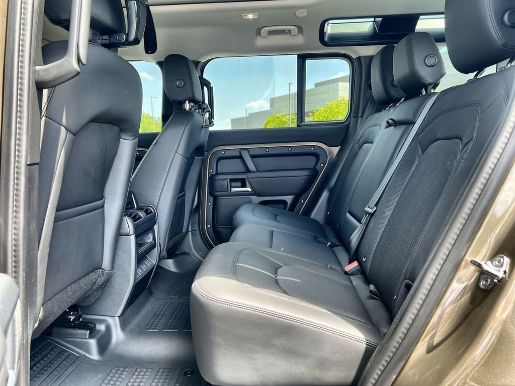 Certified 2025 Land Rover Defender 110 S image 15