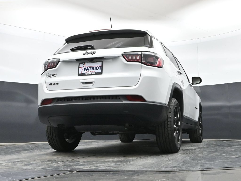 New 2026 Jeep Compass Latitude AWD/4WD image 38