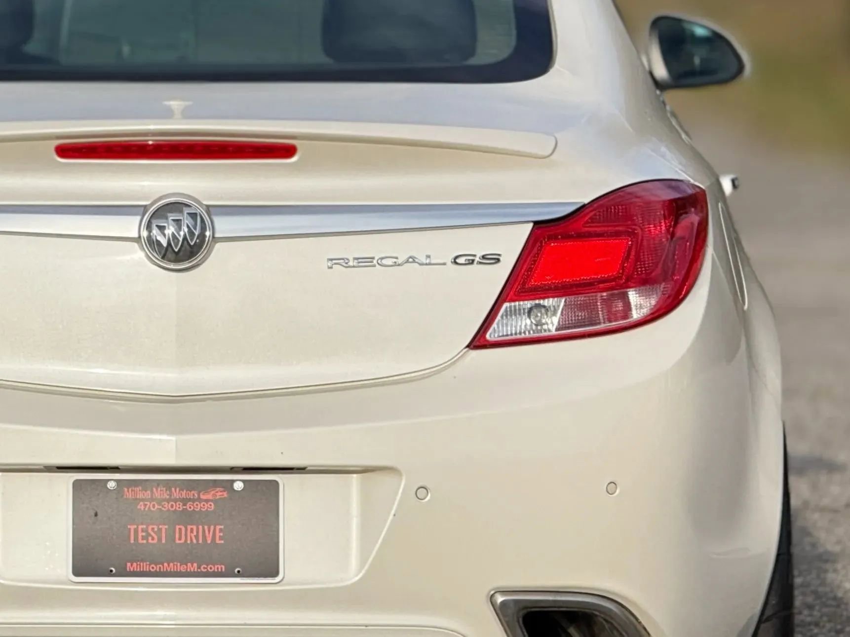 Used 2013 Buick Regal GS image 14