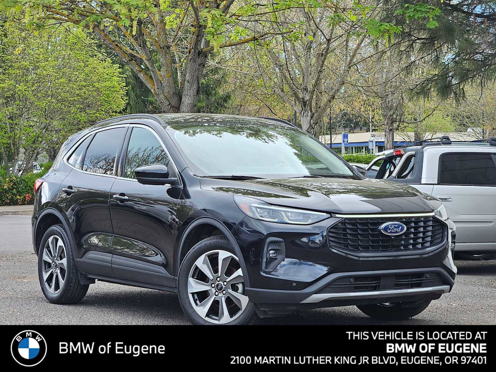 Used 2024 Ford Escape Platinum AWD/4WD image 1