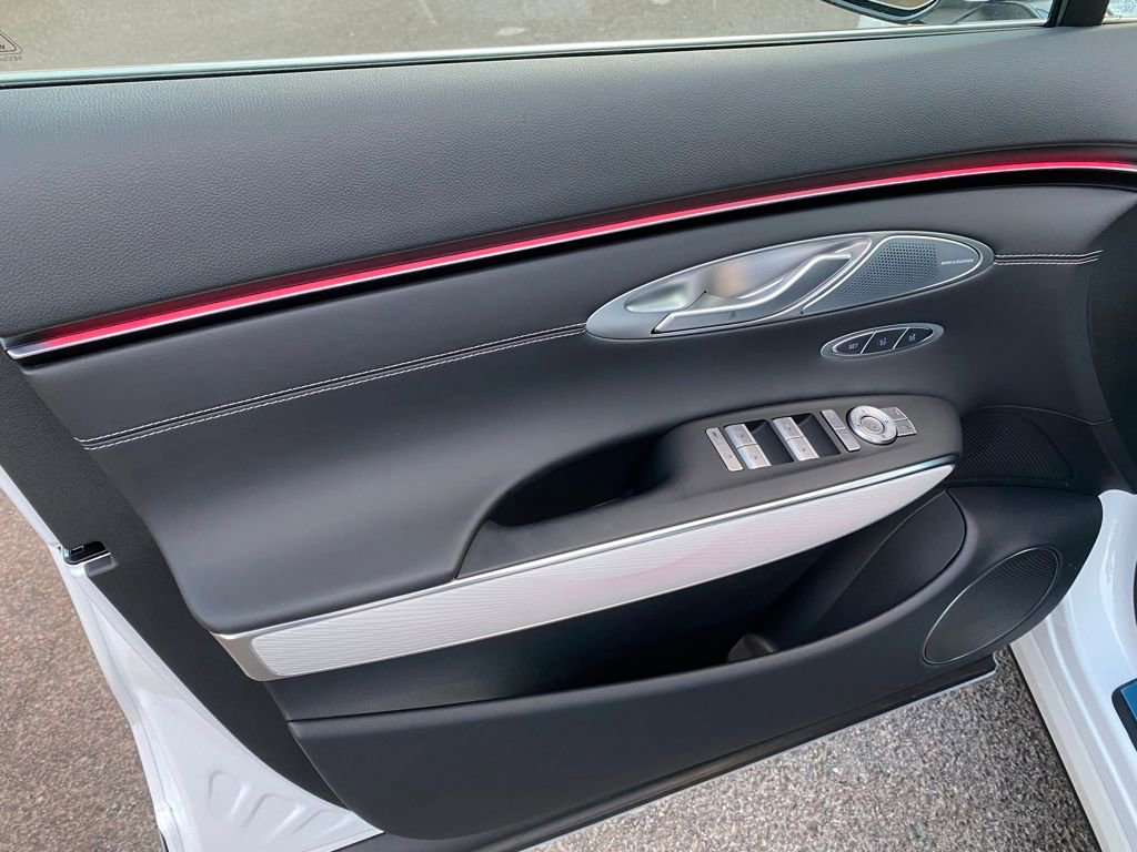 New 2026 Genesis GV70 2.5T Advanced image 32