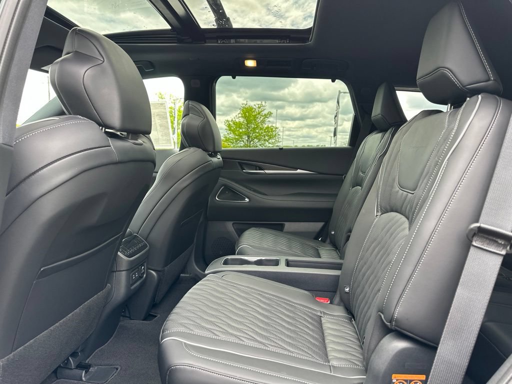 Used 2027 INFINITI QX60 Autograph w/ Dark Cargo Package AWD/4WD image 34