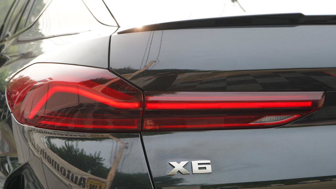 Used 2021 BMW X6 M50i w/ Executive Package AWD/4WD image 30