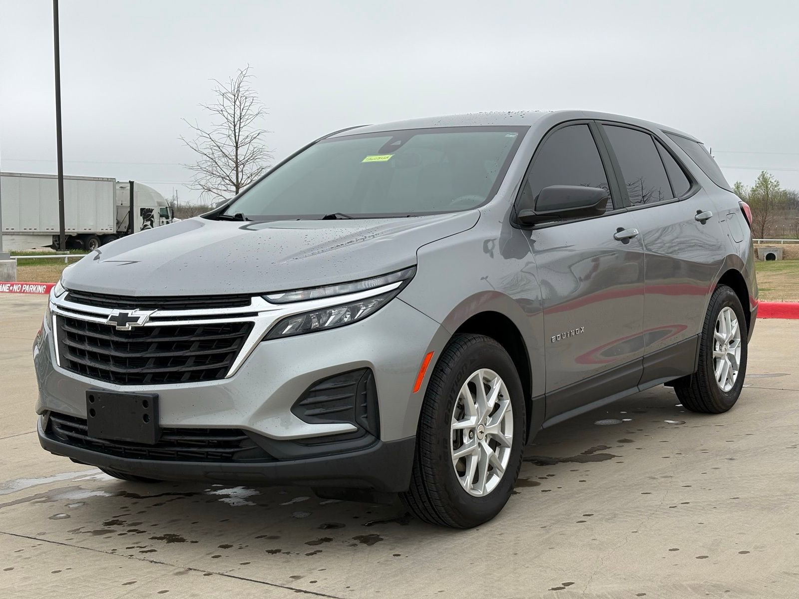 Used 2023 Chevrolet Equinox LS w/ LPO, Floor Liner Package image 3