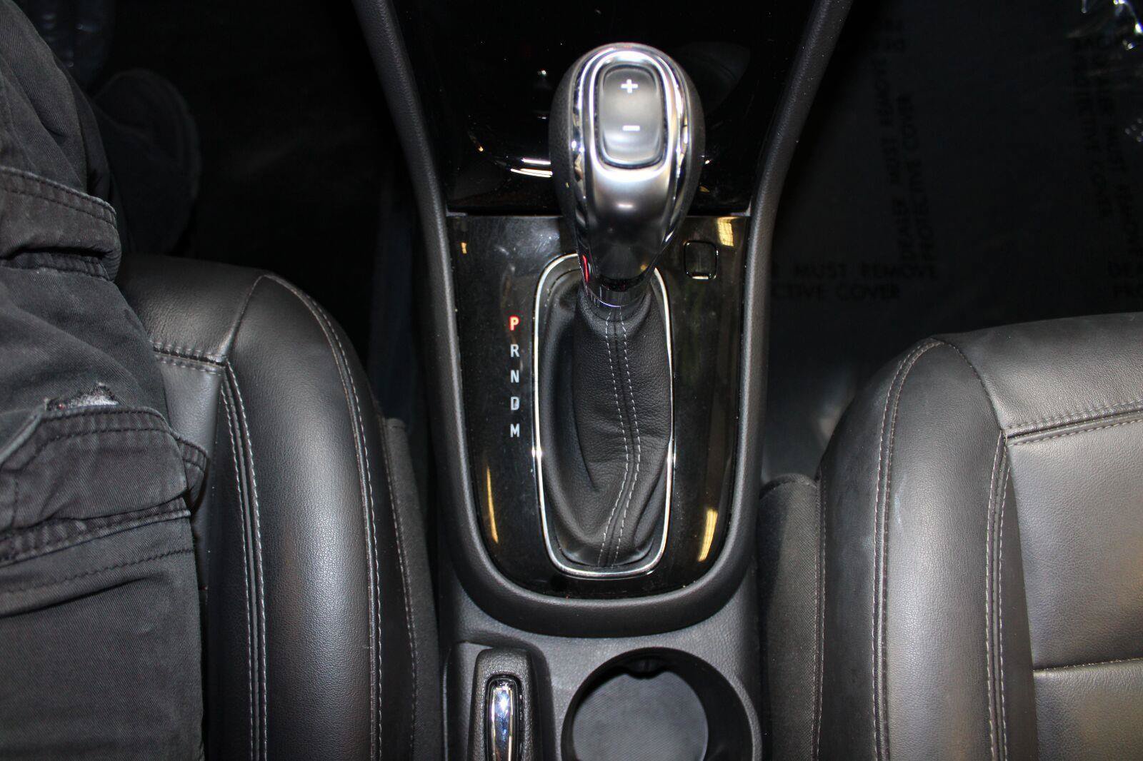 Used 2019 Buick Encore Essence w/ Safety Package II FWD image 24