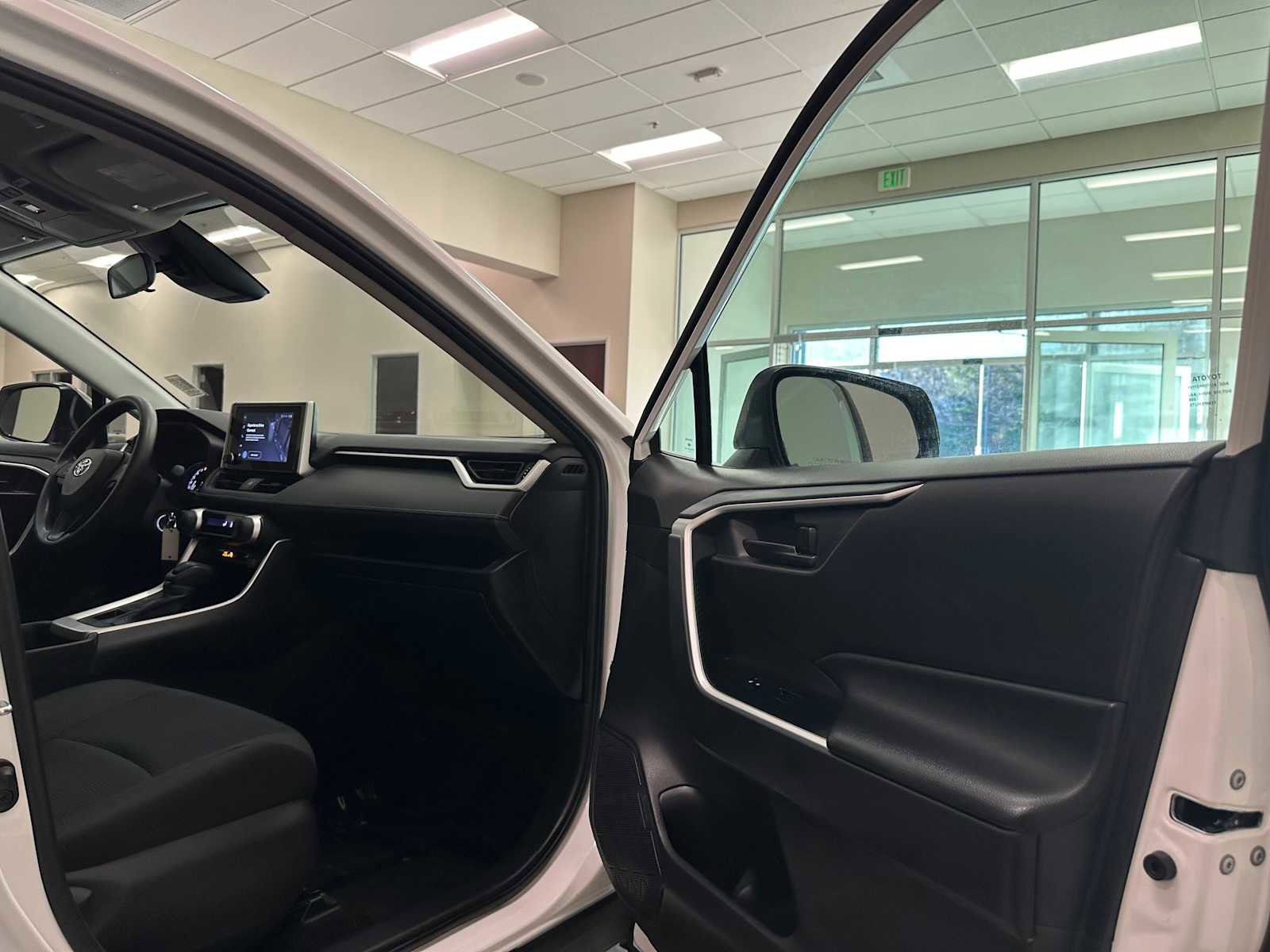 Certified 2024 Toyota RAV4 LE image 27