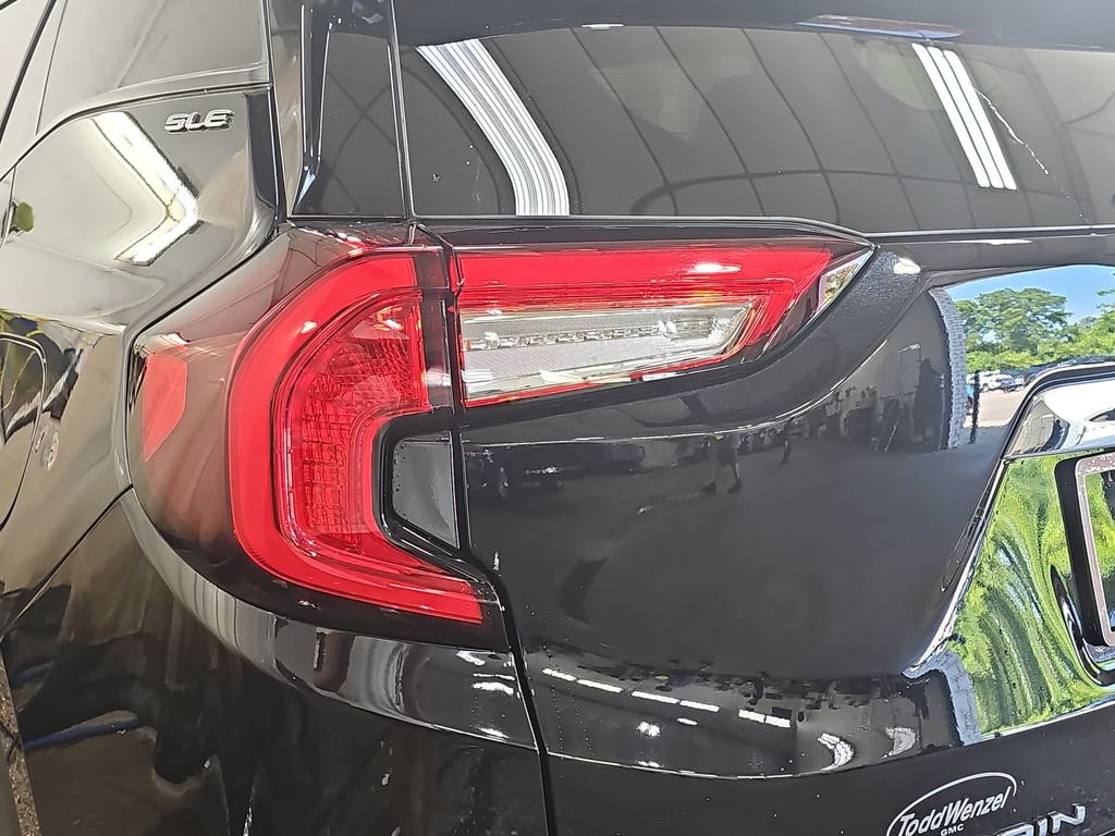 Certified 2024 GMC Terrain SLE w/ Driver Convenience Package FWD image 39