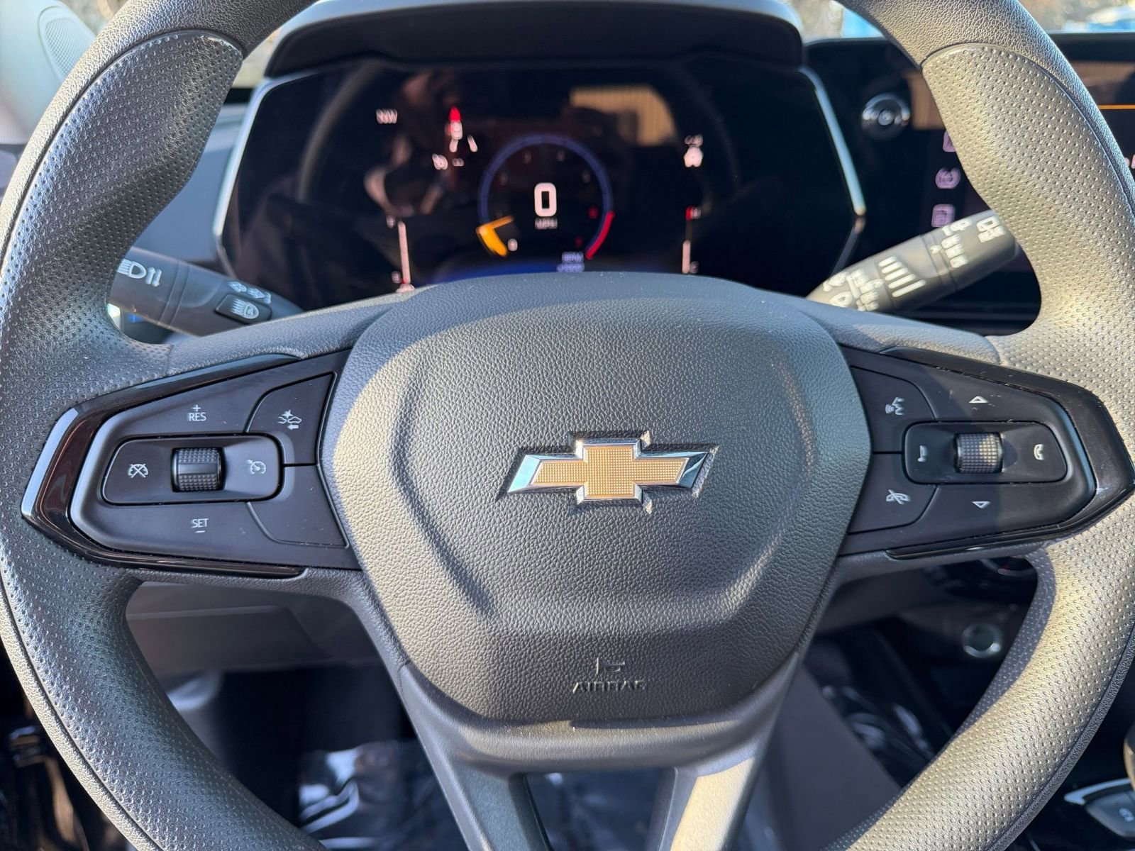 Used 2025 Chevrolet Trax LT image 25