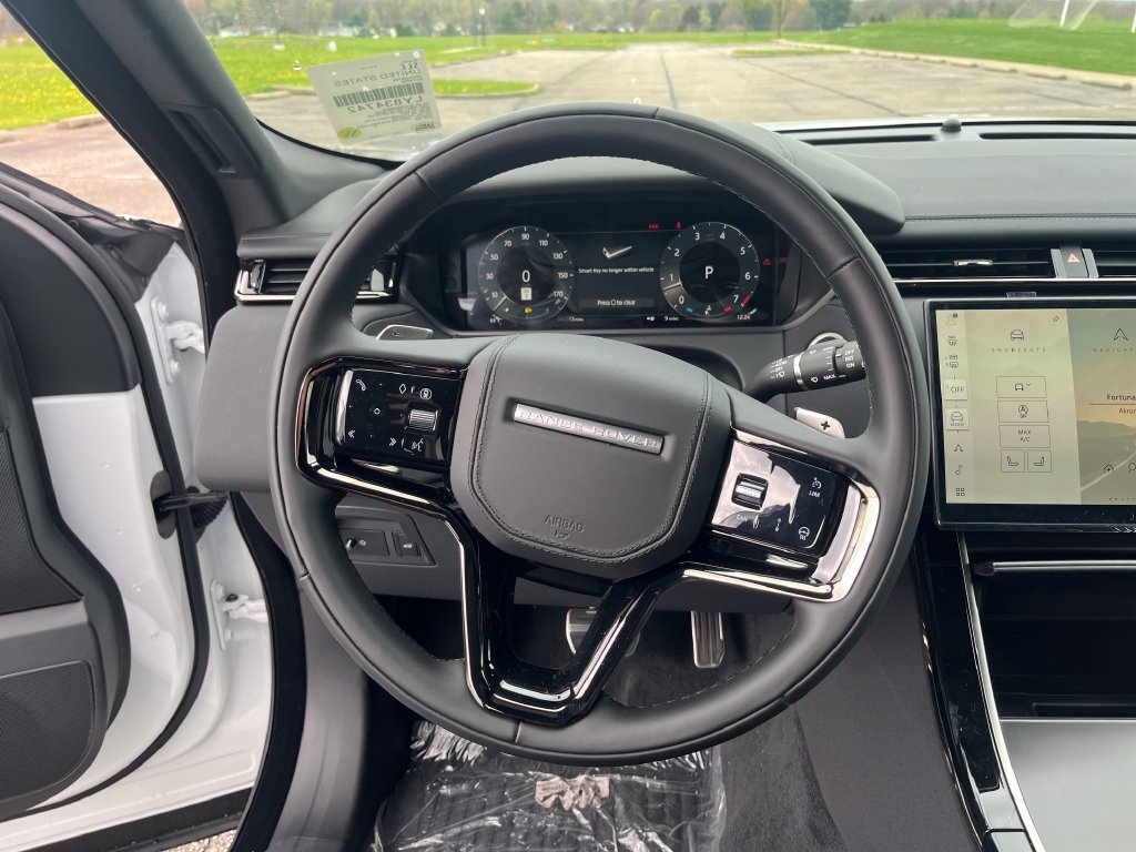 New 2026 Land Rover Range Rover Velar Dynamic SE AWD/4WD image 13