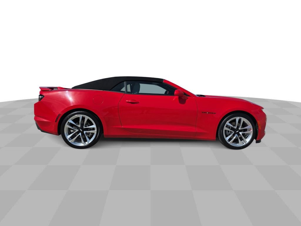 Used 2023 Chevrolet Camaro LT w/ RS Package image 9