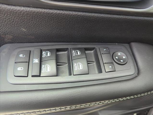 New 2026 Chrysler Voyager LX image 19