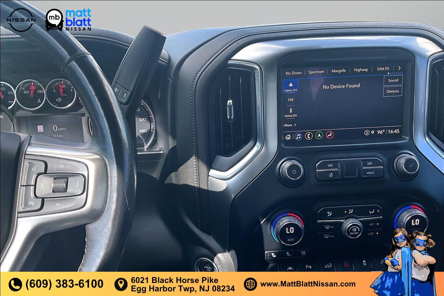 Used 2022 Chevrolet Silverado 1500 LTZ w/ LTZ Premium Package AWD/4WD image 5
