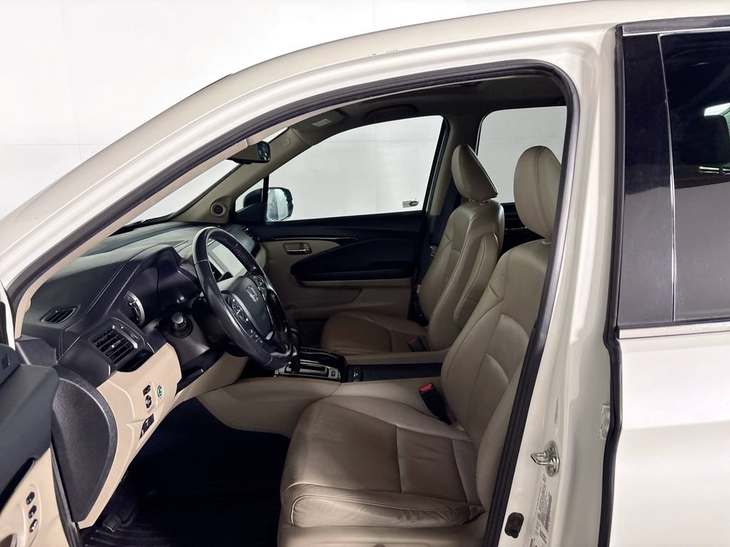 Used 2019 Honda Ridgeline RTL-E image 11
