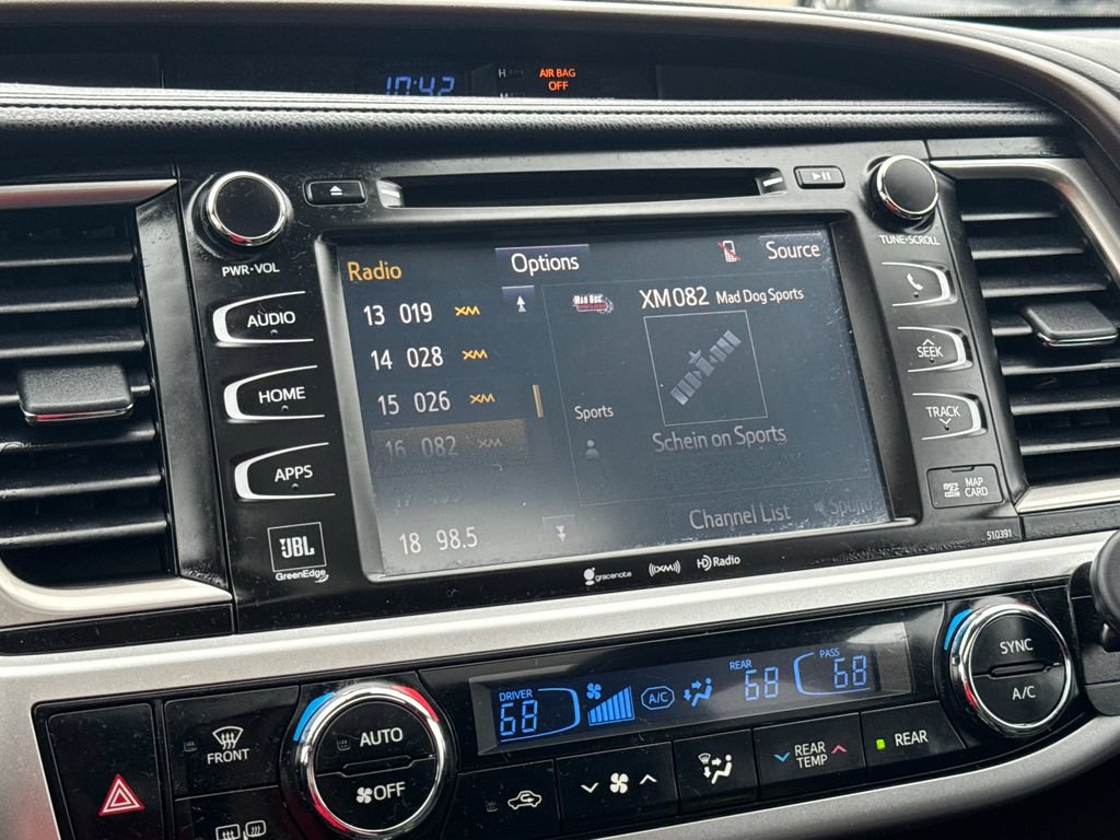 Used 2019 Toyota Highlander Limited AWD/4WD image 24