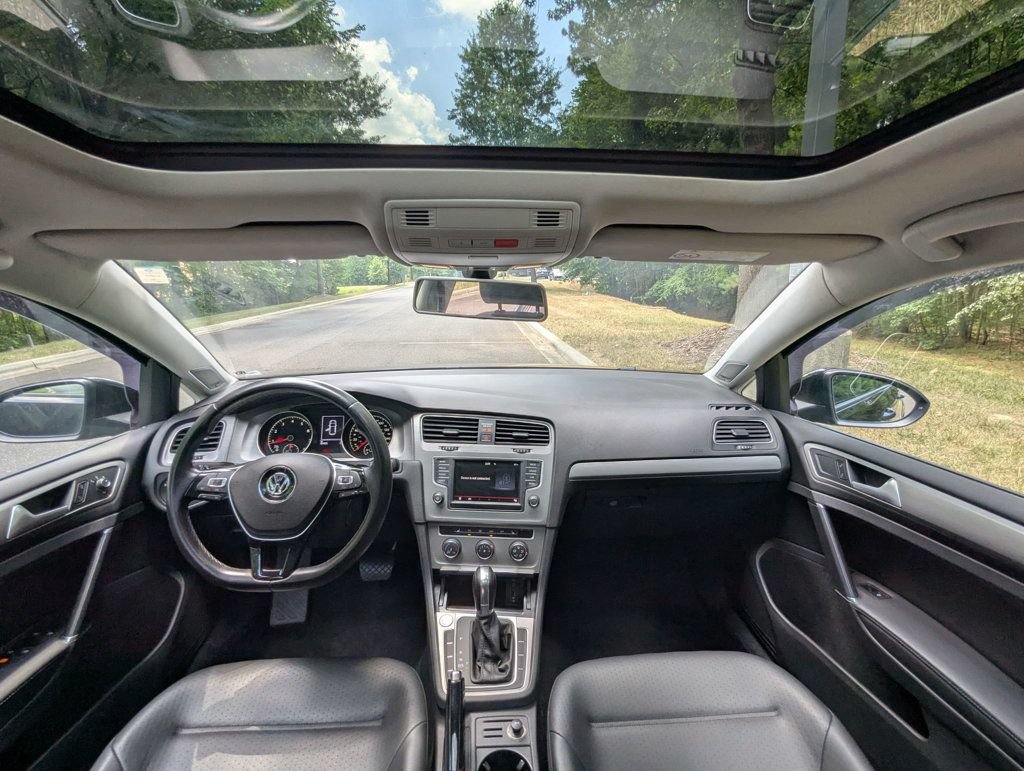 Used 2016 Volkswagen Golf SE FWD image 20