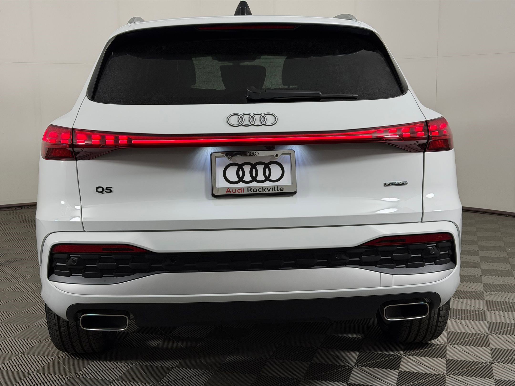 New 2026 Audi Q5 Premium Plus AWD/4WD image 10