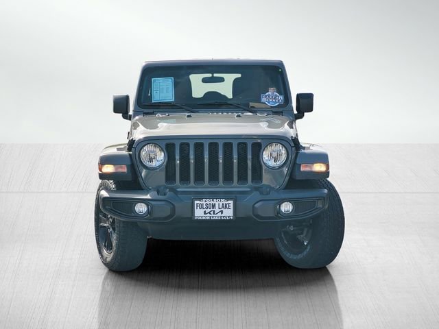 Used 2021 Jeep Wrangler Unlimited Sahara image 2