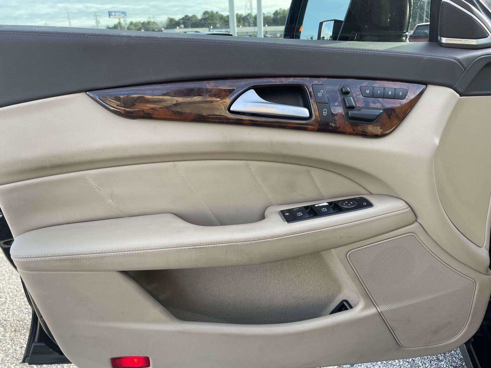 Used 2013 Mercedes-Benz CLS 550 CLS550 Coupe RWD image 14