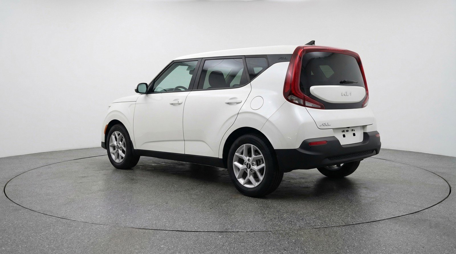 Used 2025 Kia Soul LX w/ LX Technology Package image 5