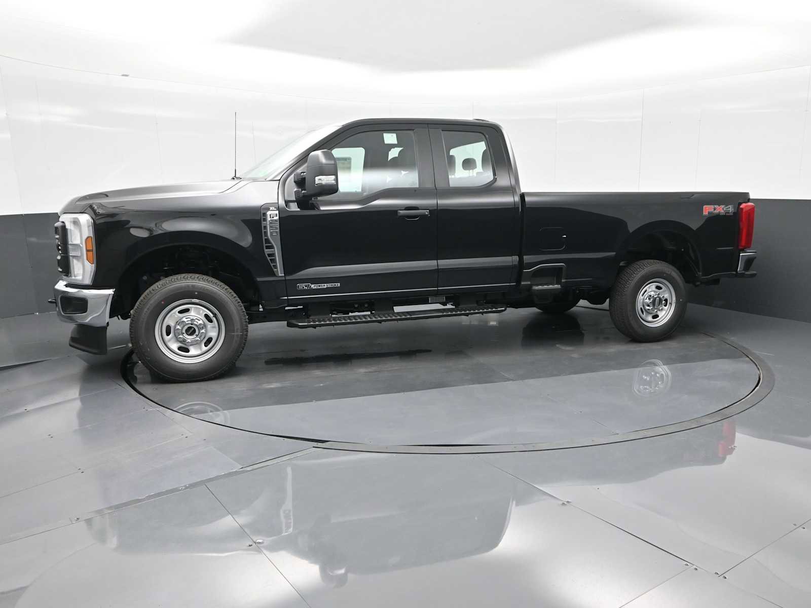New 2025 Ford F250 XL w/ XL Driver Assist Package image 4