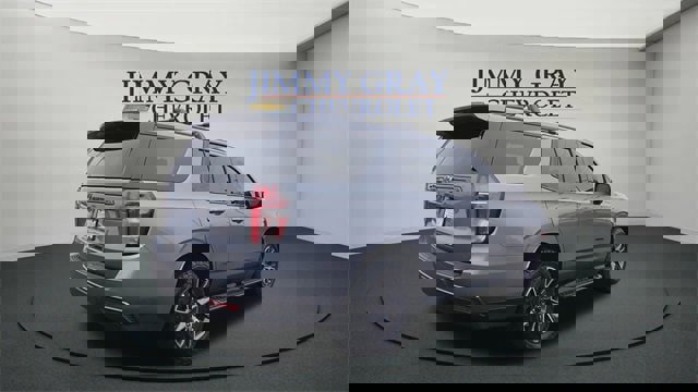 Used 2022 Chevrolet Tahoe Z71 w/ Luxury Package image 3