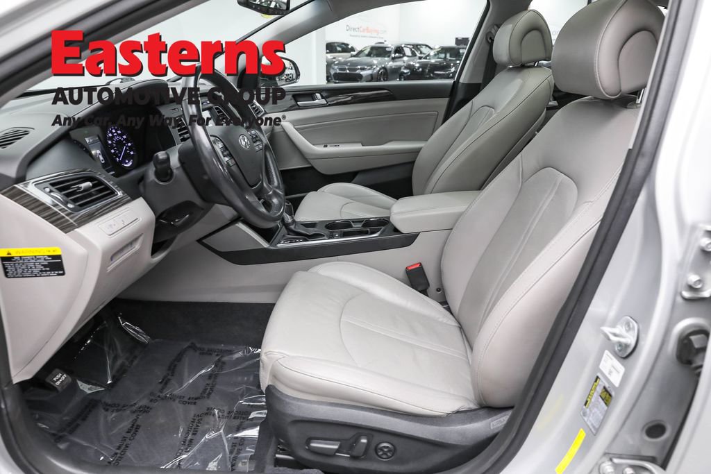 Used 2015 Hyundai Sonata Limited w/ Option Group 05 image 14
