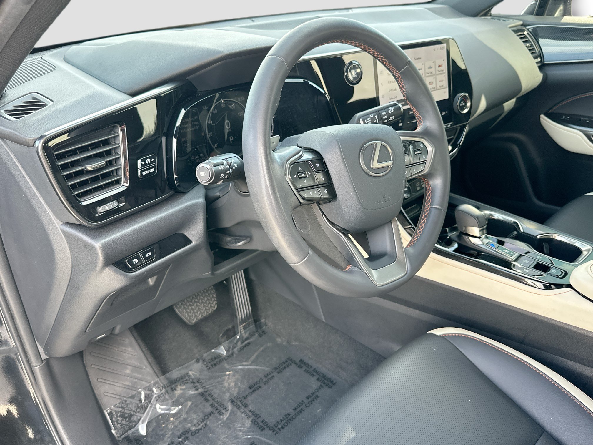 Used 2023 Lexus NX 250 FWD w/ Towing Package (2000 Lbs) image 9