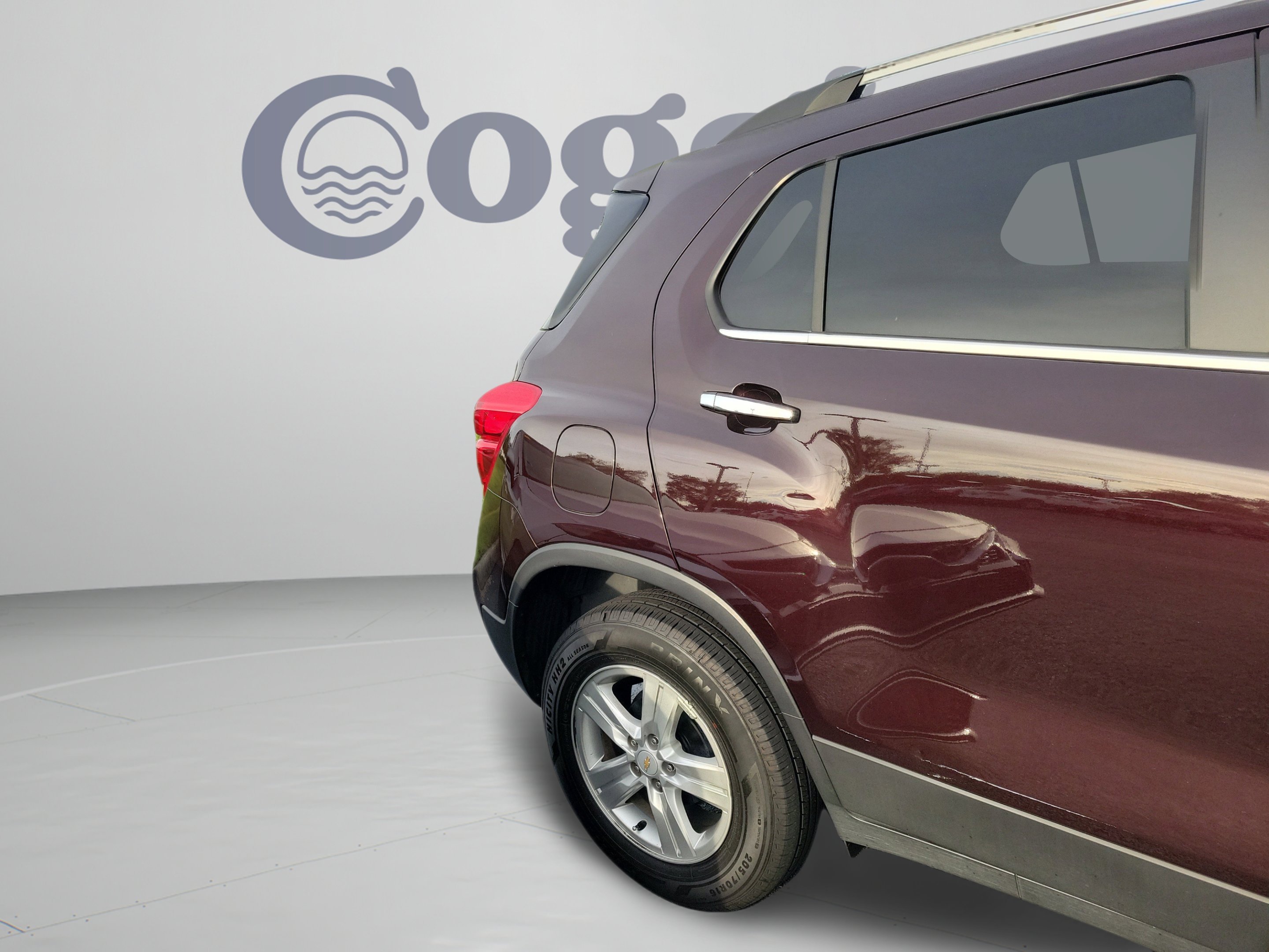 Used 2020 Chevrolet Trax LT w/ LT Convenience Package FWD image 14
