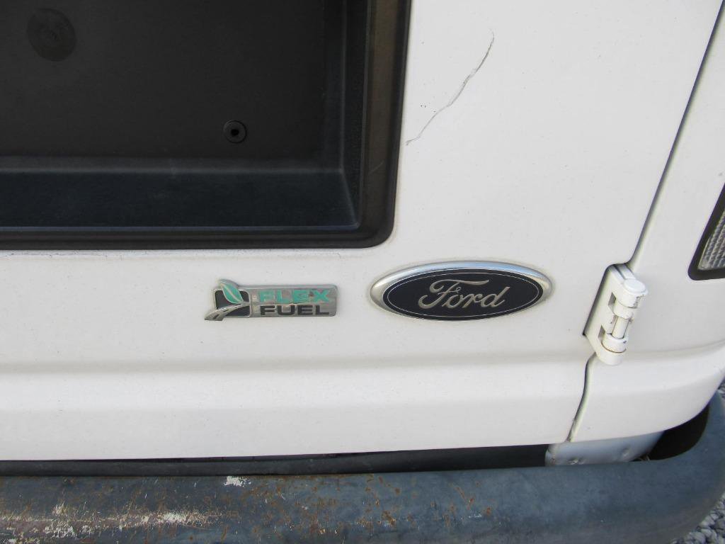 Used 2014 Ford E-250 and Econoline 250 w/ Power Group image 24