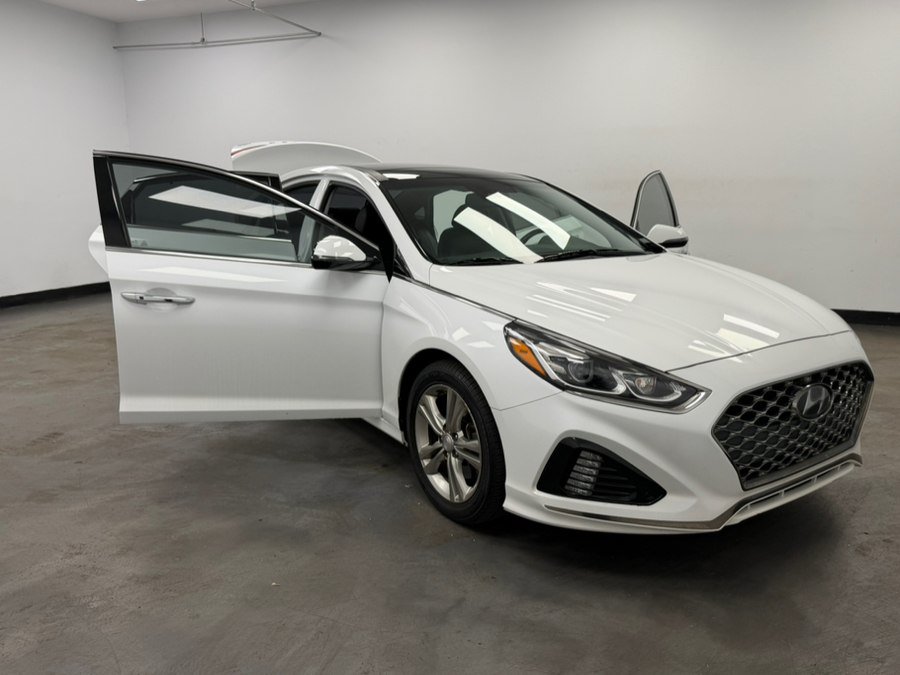 Used 2019 Hyundai Sonata Limited w/ Ultimate Package 04 FWD image 24