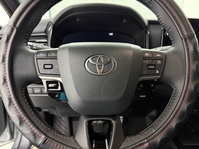 Used 2026 Toyota Camry XSE w/ Premium Package FWD image 9