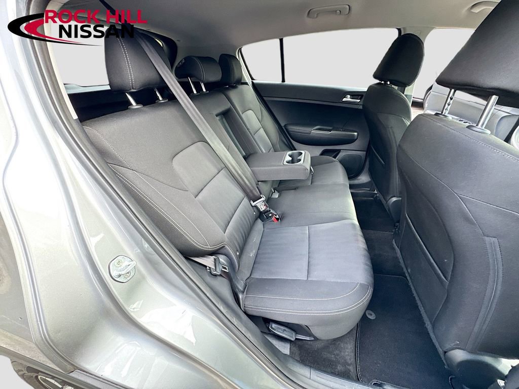 Used 2020 Kia Sportage LX image 23