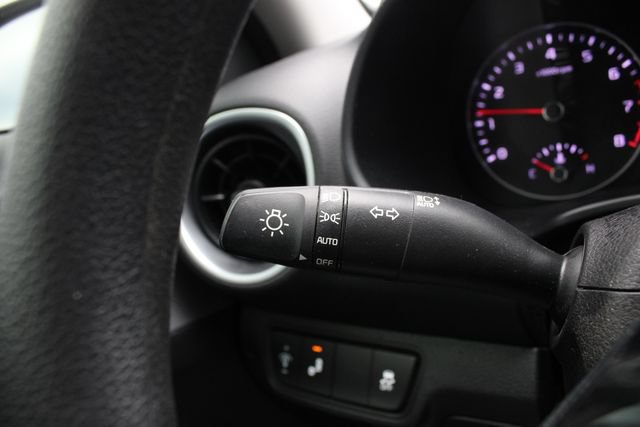 Used 2023 Kia Forte LXS w/ LXS Technology Package FWD image 11